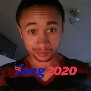 Meet your Posher, Zachary